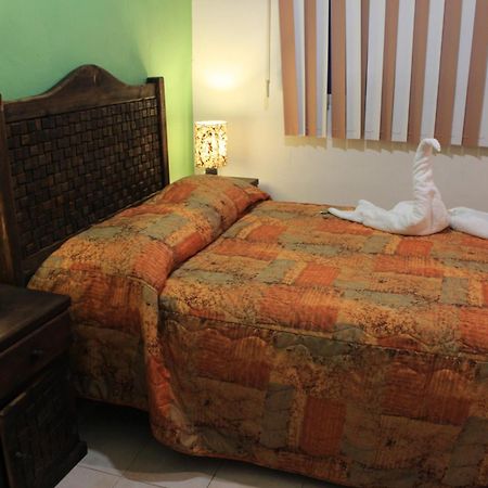 Terracota Corner Rooms Кампече Екстериор снимка
