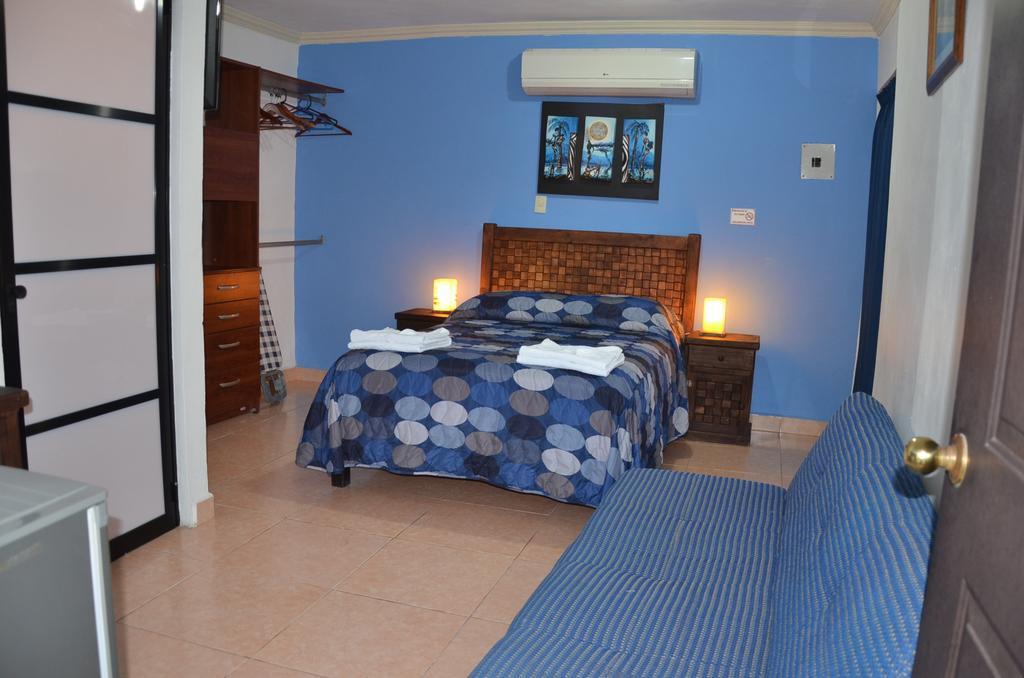 Terracota Corner Rooms Кампече Екстериор снимка