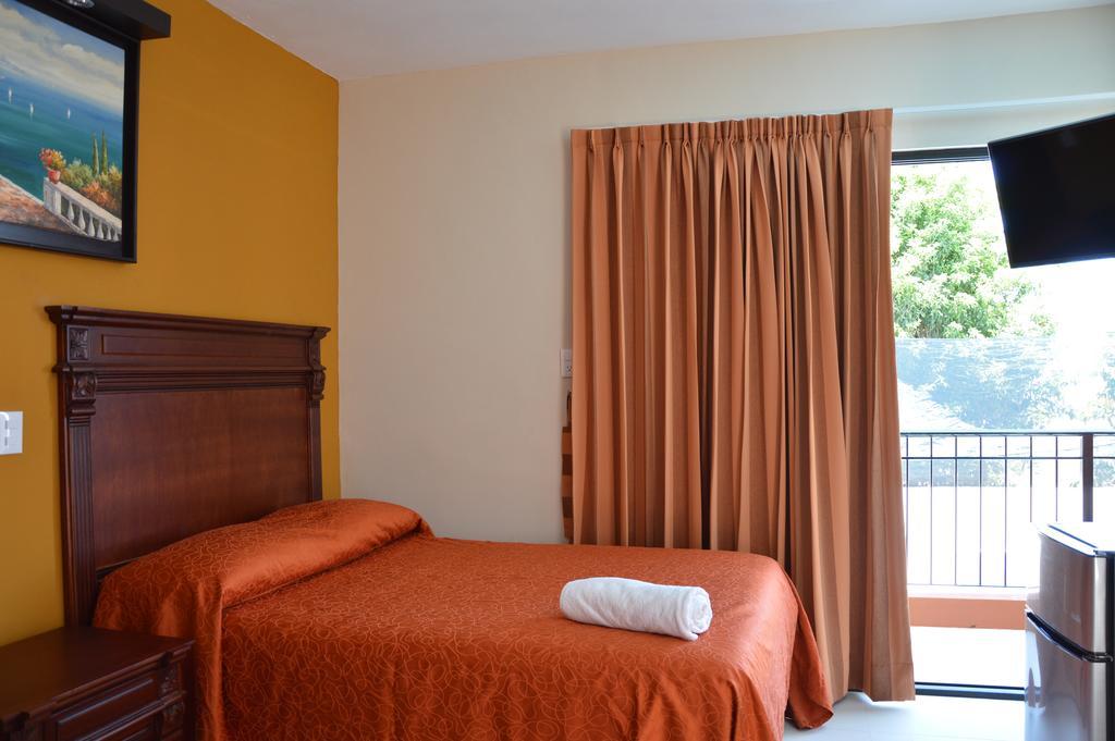 Terracota Corner Rooms Кампече Екстериор снимка