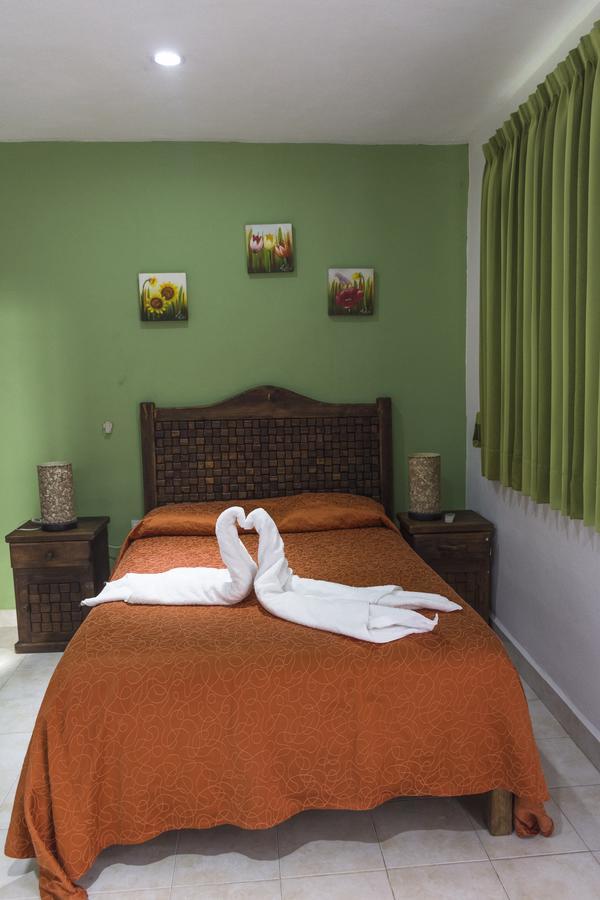 Terracota Corner Rooms Кампече Екстериор снимка